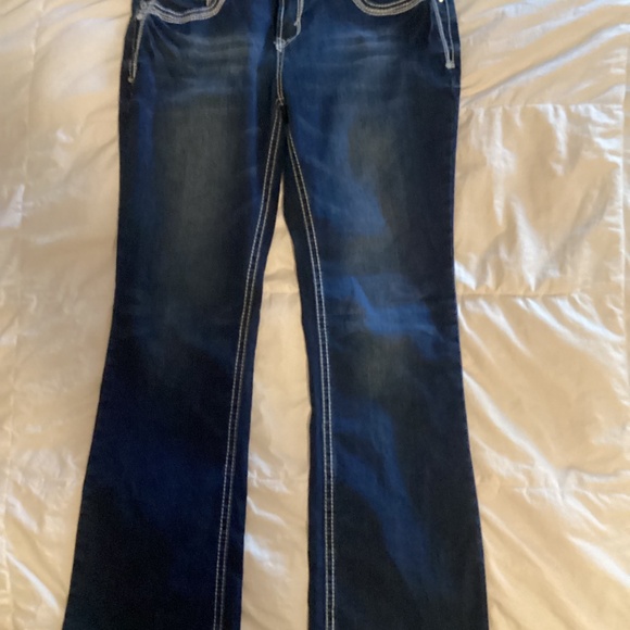 Wallflower Womens The Luscious Curvy Bootcut Jeans - Picture 6 of 7